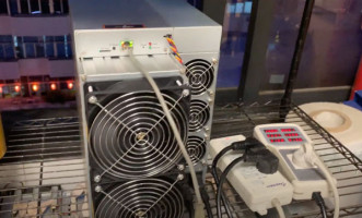 Antminer T19 от Bitmain